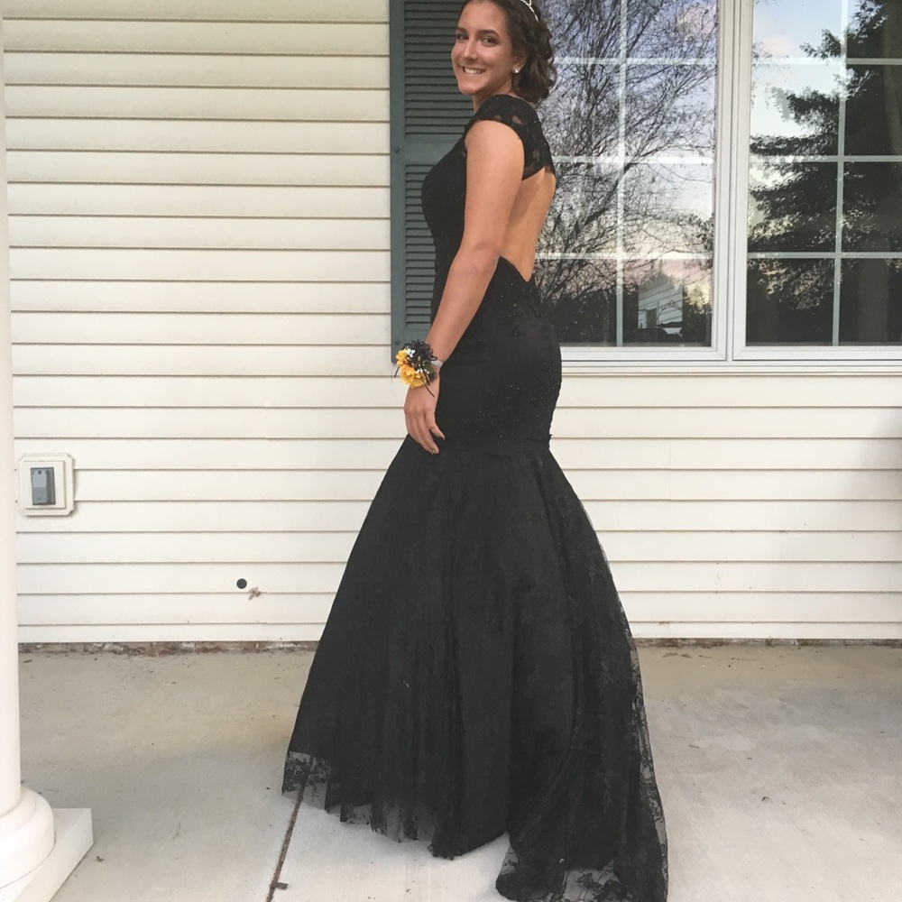 Black Prom dress